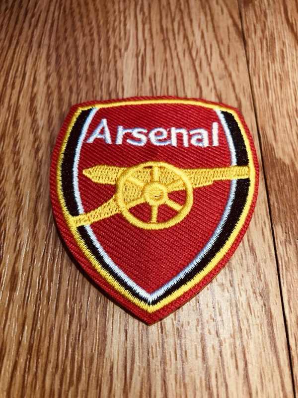 Logo may hoặc ủi đồ tiền dụng Arsenal